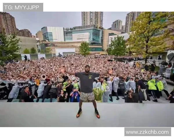 最新足球明星是否已经抵达上海引发球迷热议