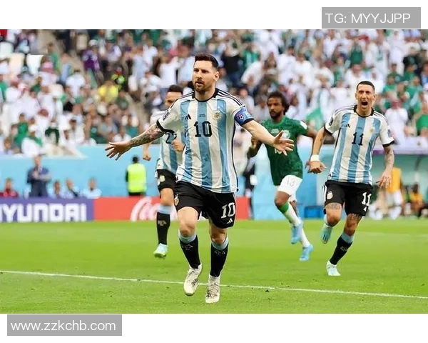 沙特足球明星卡塔的辉煌历程与未来展望解析